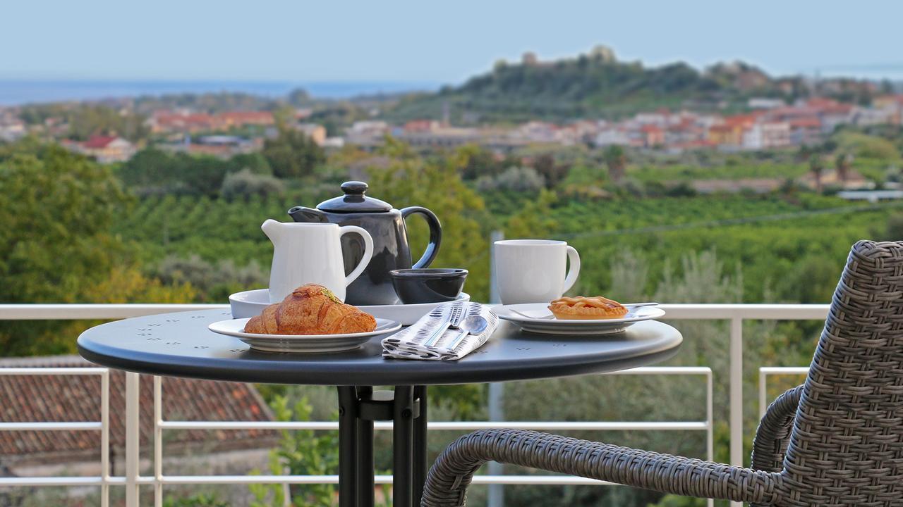 Sike Holiday Home Taormina Exteriör bild
