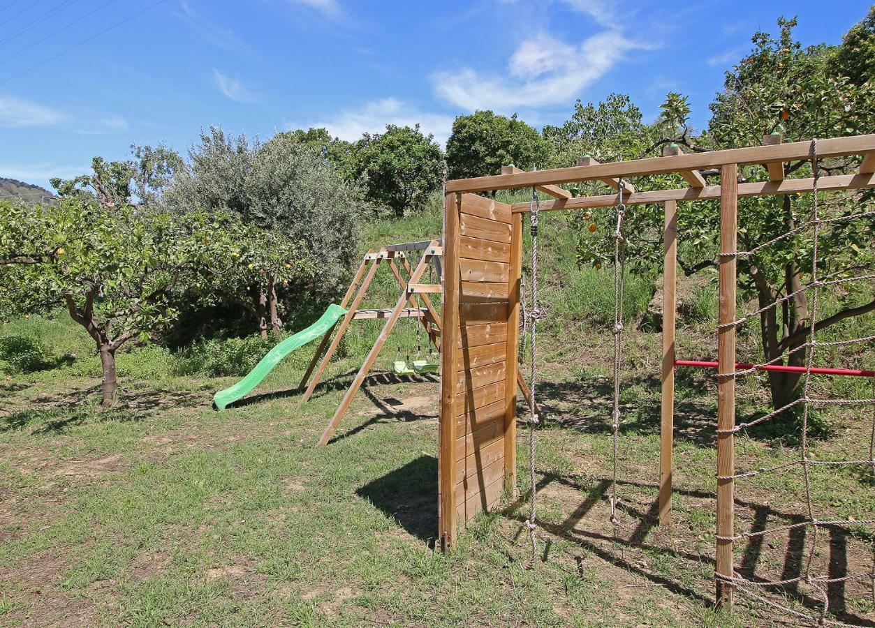 Sike Holiday Home Taormina Exteriör bild